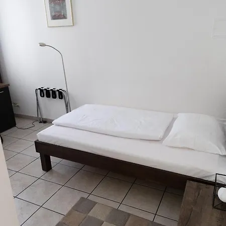 Haus Am Park 3*