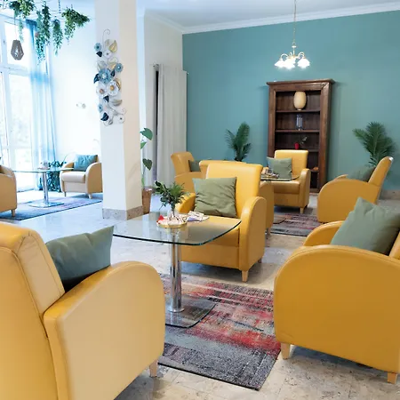 Hotel Haus Am Park 3*