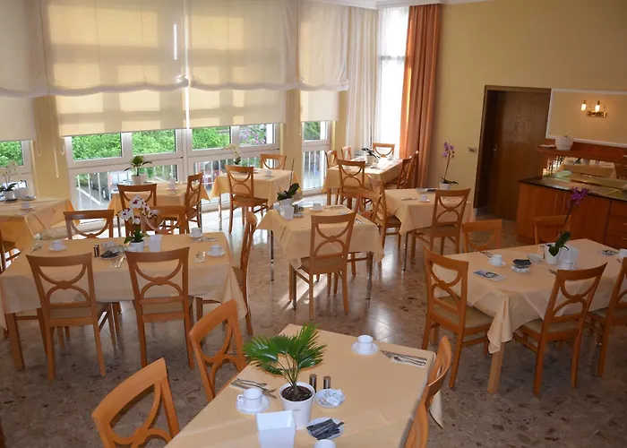 帕克酒店 酒店 3*